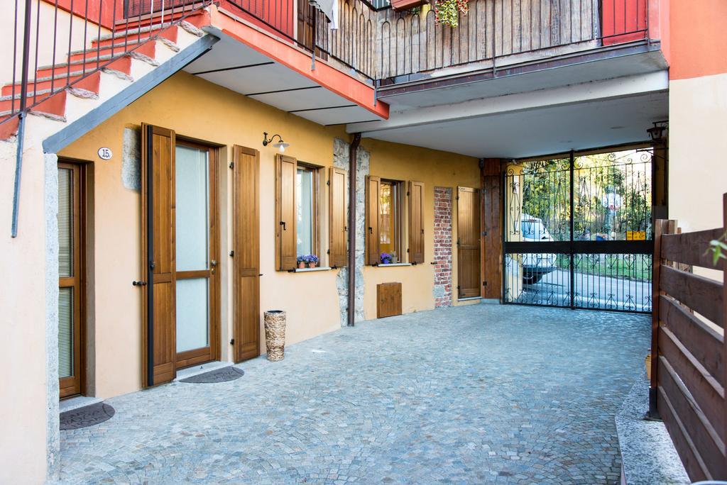 Casa Corte Alla Rocca 아로나 외부 사진