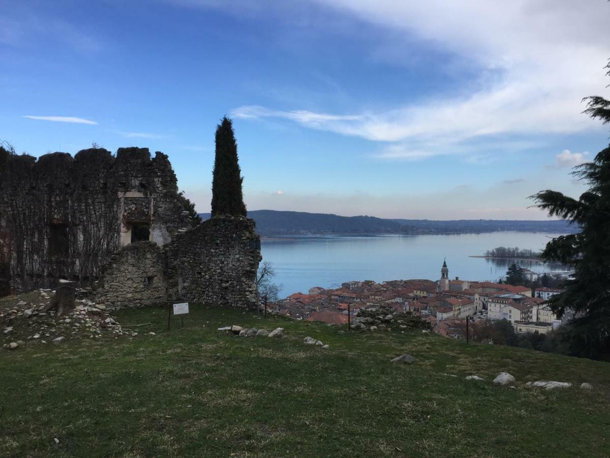Casa Corte Alla Rocca 아로나 외부 사진
